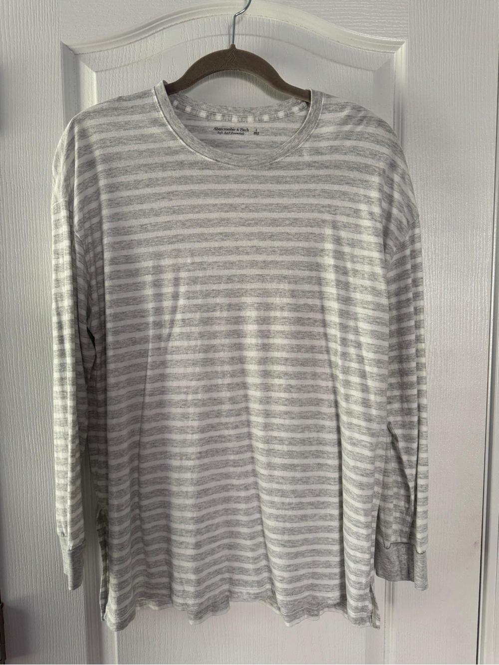 Abercrombie & Fitch Light Gray and White Striped Long Sleeve Tee